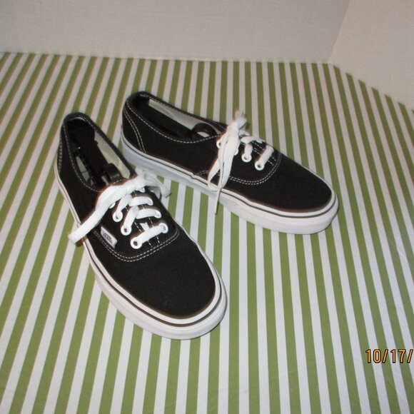 Vans Sneakers - Off the Wall - Picture 12 of 16